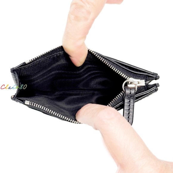 Gucci Bee Print GG Supreme Card Case - Picture 6 of 7